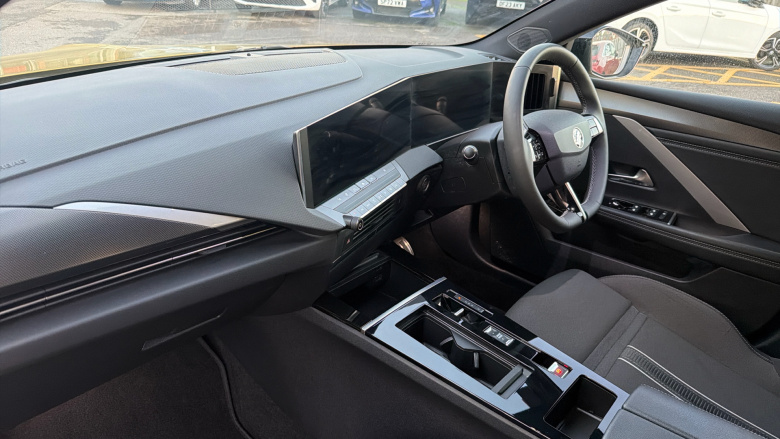 Vauxhall Astra 115kW GS 54kWh 5dr Auto Electric Hatchback